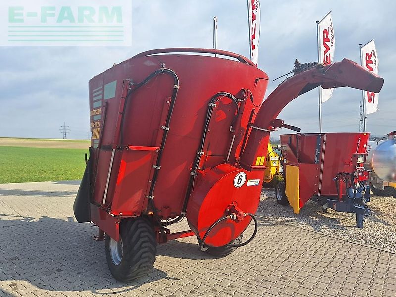 Strautmann verti-mix 900 mit gebläse
