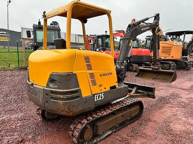 Volvo EC 25