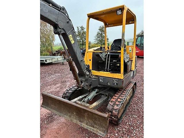 Volvo EC 25