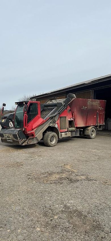 Triotrac Trioliet Futtermischwagen Mischwagen Selbstfahrer