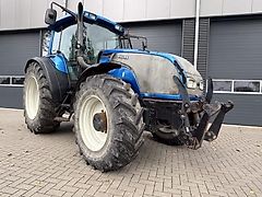 Valtra Handelstrekker T170