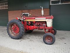 Case IH IHC Farmall 460