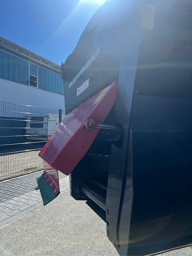 Schmihing Uni Feeder 2400 DPK mit hydr. Schneidsäge