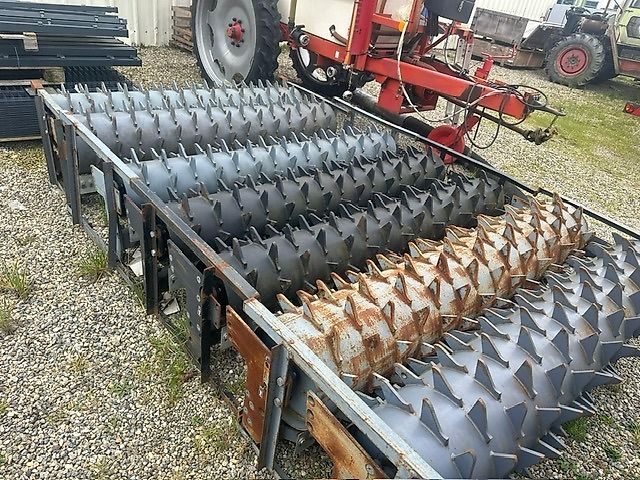 Packerwalzen NEU 2,0 m Abstreifer