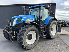 New Holland T7030