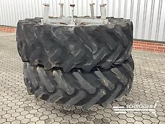 Pirelli 2 ZWILLINGSRÄDER 520/70 R38