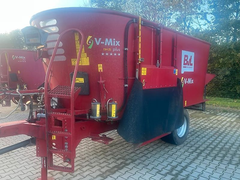 Futtermischwagen BVL V-MiX 15N2S