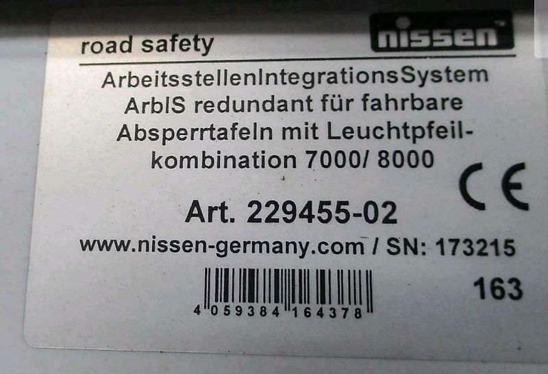 Nissen Verkehrsleittafel Absperrtafel Verkehrsleitanhänger GPS