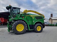 John Deere 8300 mit Pickup und Kemper 360