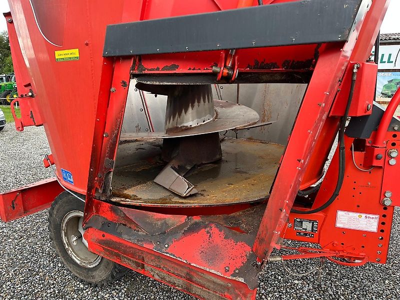 Kuhn 870 EuroMix