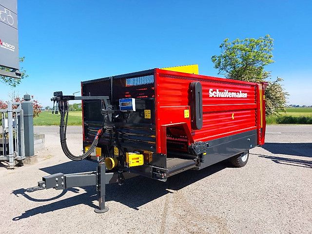 Schuitemaker Amigo 40 S blokkendoseerwagen