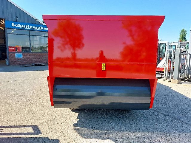 Schuitemaker Amigo 40 S blokkendoseerwagen