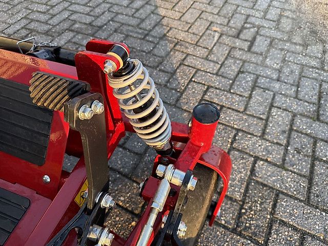 FERRIS IS2600 Zero Turn Maaier