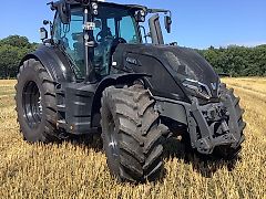 Valtra Q285