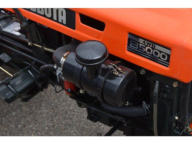 Kubota B5000