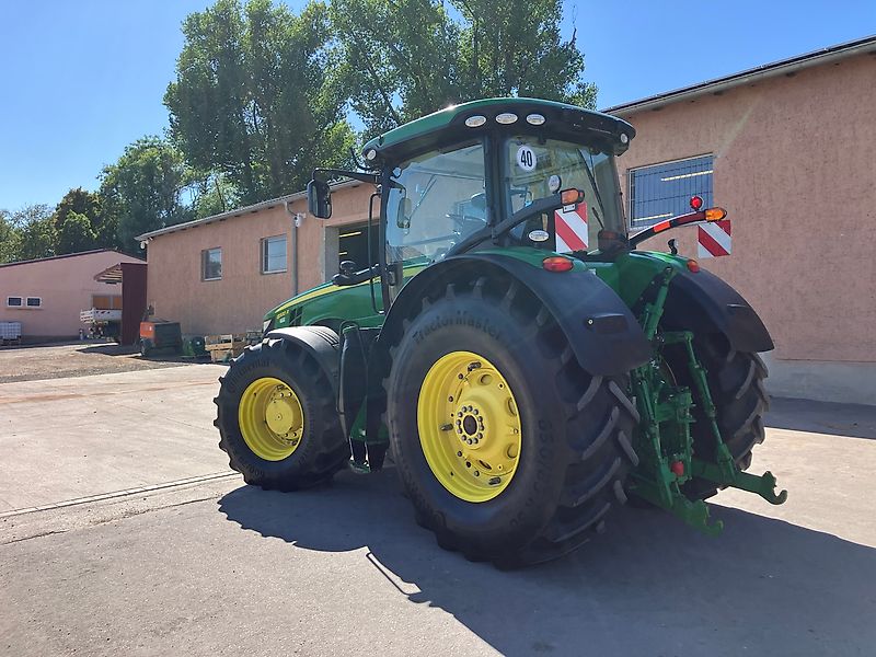 John Deere 8320R *Powr Shift 16/5*