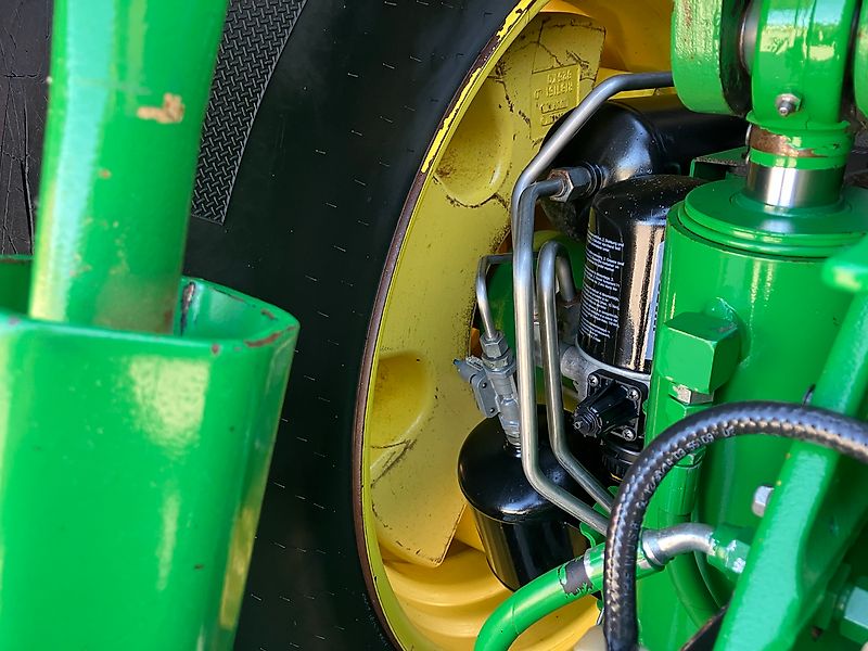 John Deere 8320R *Powr Shift 16/5*