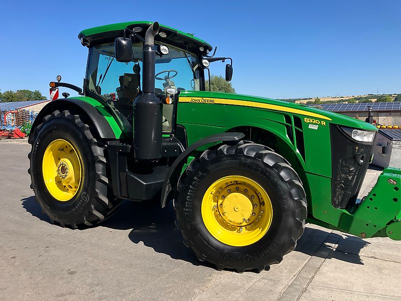 John Deere 8320R *Powr Shift 16/5*