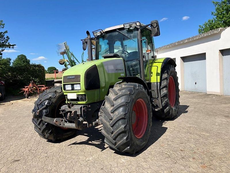 Claas Ares 696