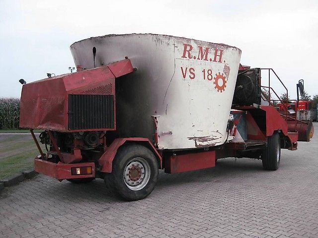 Voermengwagen RMH VS 18