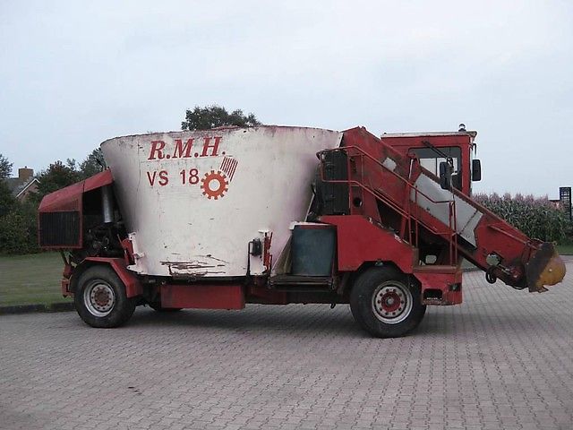 Voermengwagen RMH VS 18