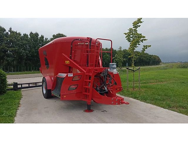 Peecon Biga lowliner future 18m3