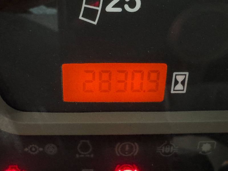 Case IH Farmall 95A tractor, with front loader, air brakes