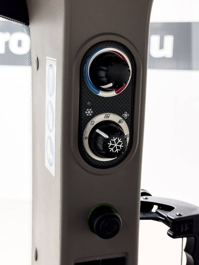 Case IH Farmall 95A tractor, with front loader, air brakes