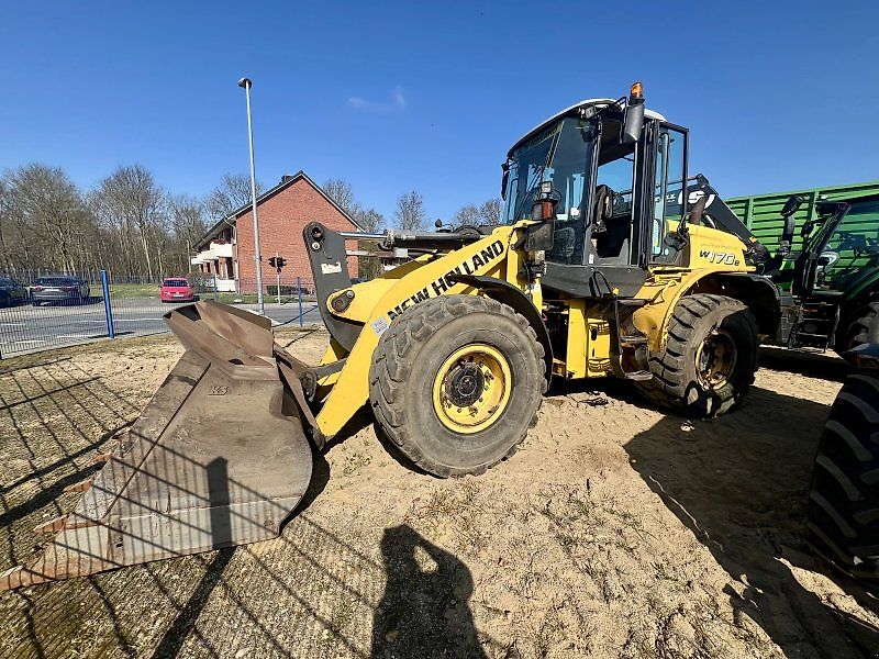 New Holland W 170 B