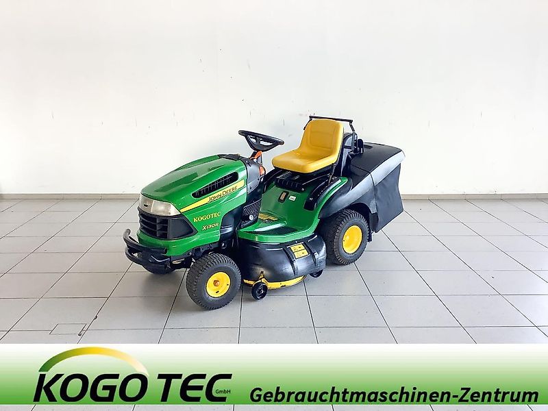 John Deere X130R