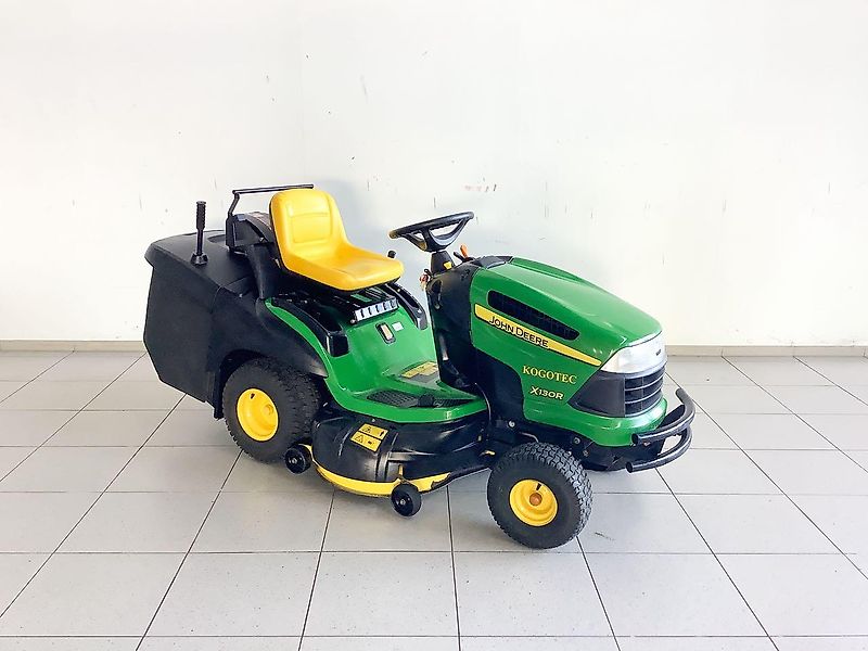 John Deere X130R