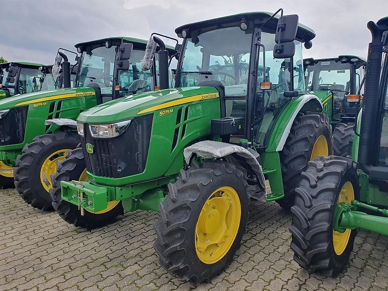 John Deere 5075M 16/16 AC DEMO