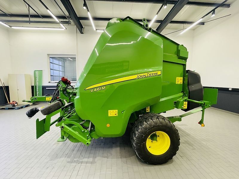 John Deere V461M