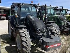 Valtra G125