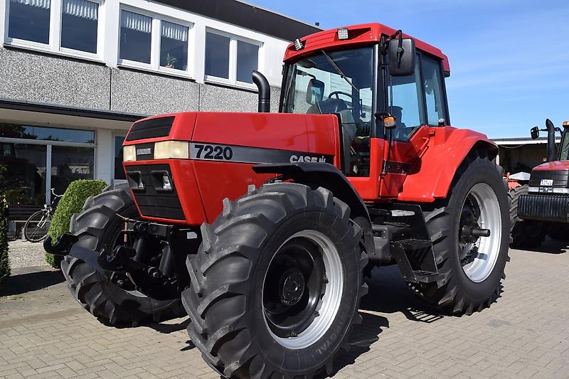Case IH 7220 Magnum