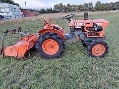 Kubota B7001