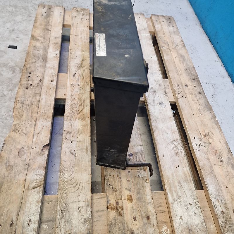 New Holland 8670 (Spare part/Reservedel/Ersatzteil)