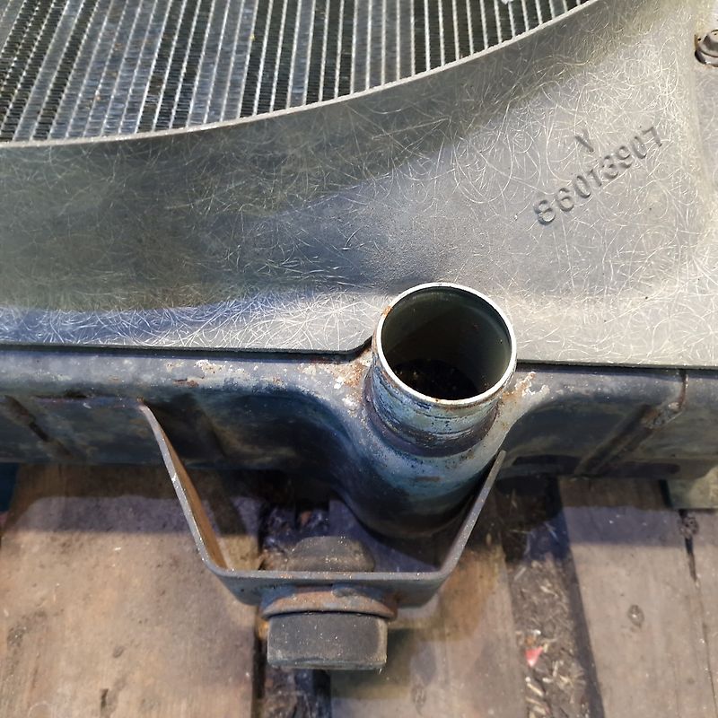 New Holland 8670 (Spare part/Reservedel/Ersatzteil)