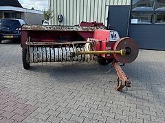 Case IH International 440