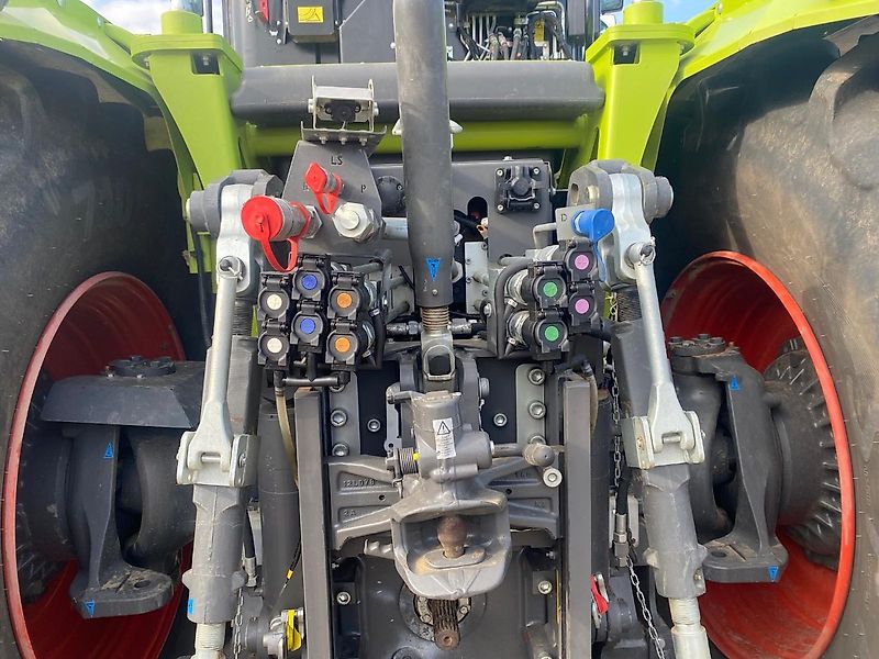 Claas Xerion 5000 Trac VC + GPS RTK