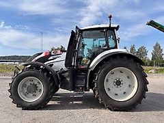 Valtra T215 Versu