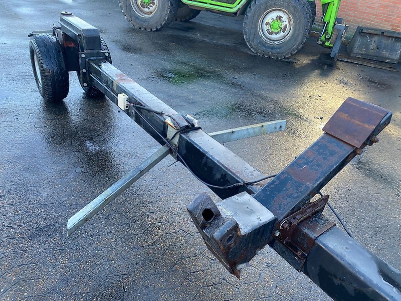 New Holland Skærebordsvogn (Spare part/Reservedel/Ersatzteil)