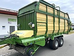 Krone Titan 6/48 GL All In - ein großer Schwingen-Ladewagen mit Druckluftbremse