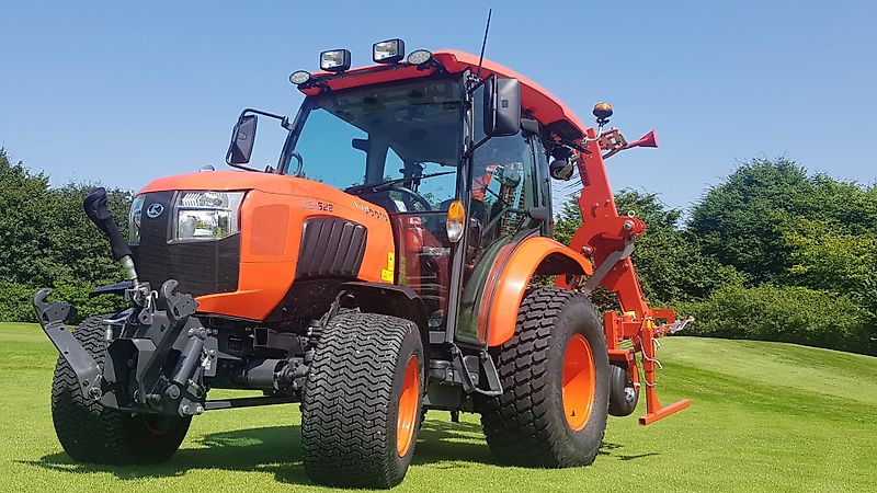 Kubota L2-622H CAB