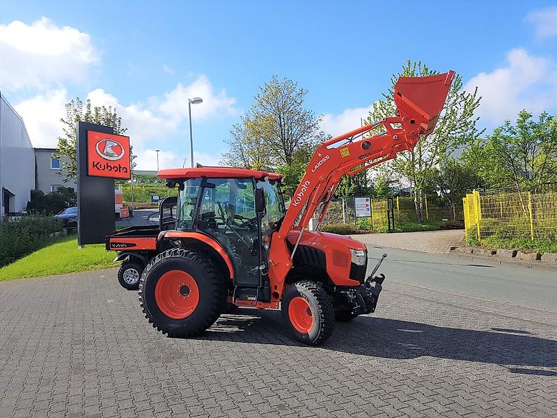 Kubota L2-622H CAB