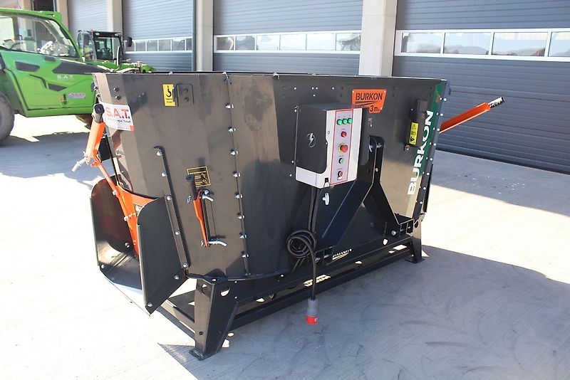 Burkon Elektrofuttermischer 3 m³
