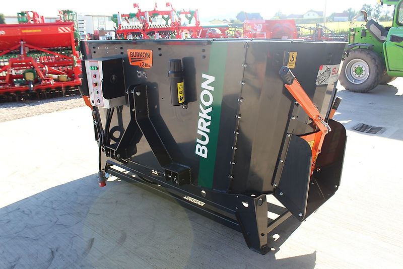 Burkon Elektrofuttermischer 3 m³