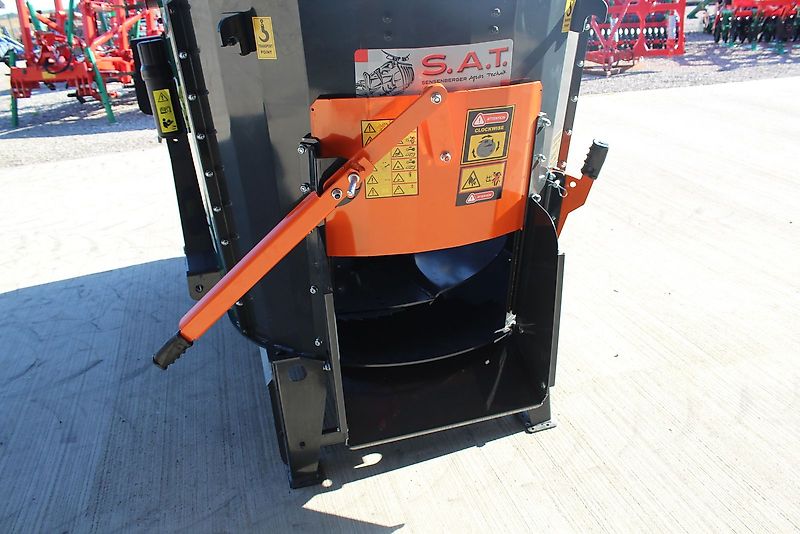 Burkon Elektrofuttermischer 3 m³