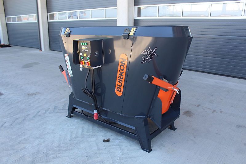 Burkon Elektrofuttermischer 3 m³