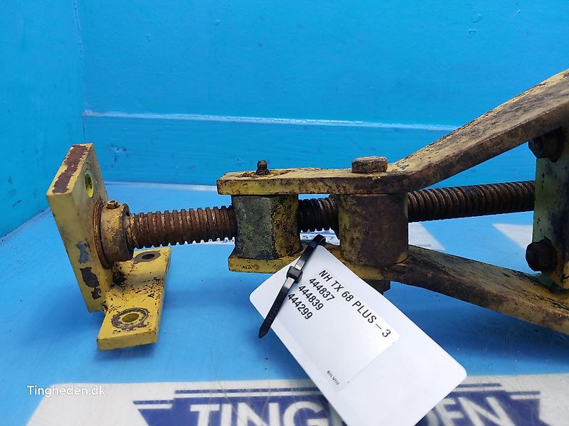 New Holland TX68 (Spare part/Reservedel/Ersatzteil)